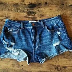 High-Rise Short Short